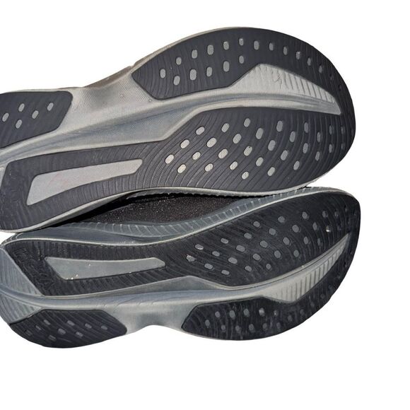 Hoka Men\'s Mach 6 Athletic Shoes in Black and Gray size 11.5D main image 7